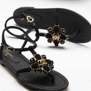 NIB Chanel black tweed & gold metal flat sandals sz 41/11